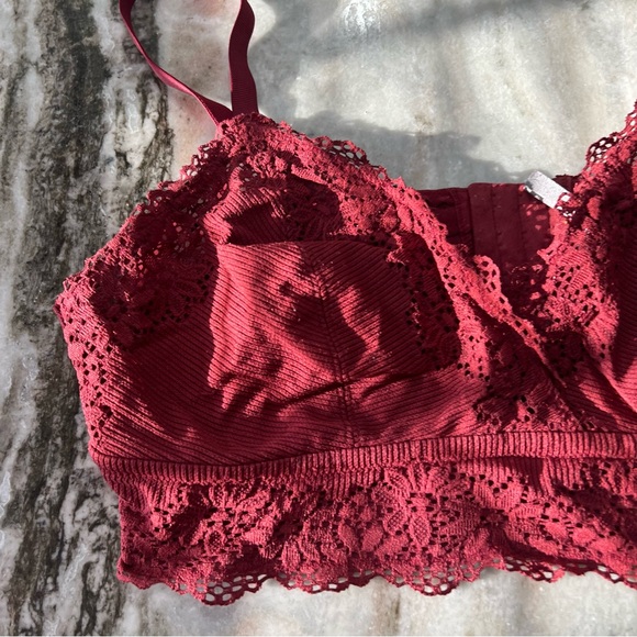 Burgundy Lace Bralette Size XL - Picture 2 of 4